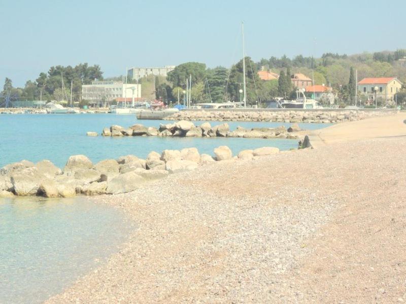 Apartments Milica Malinska Εξωτερικό φωτογραφία