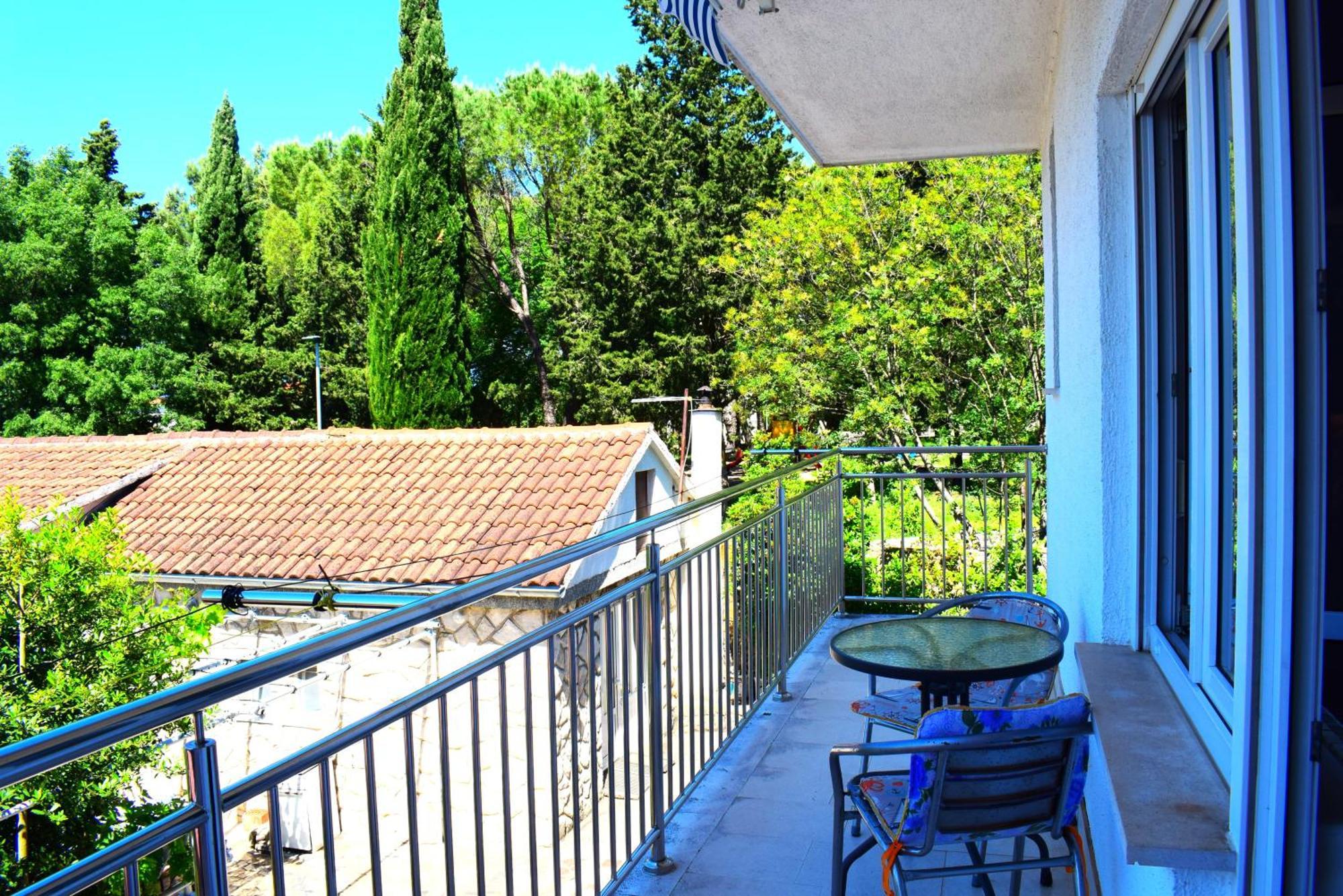 Apartments Milica Malinska Δωμάτιο φωτογραφία